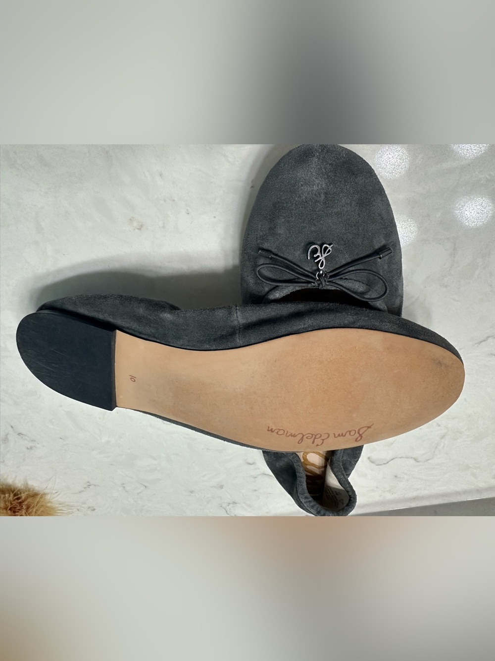 Stuart Weitzman Charcoal Suede Bow Ballet Flats - Picture 10 of 10